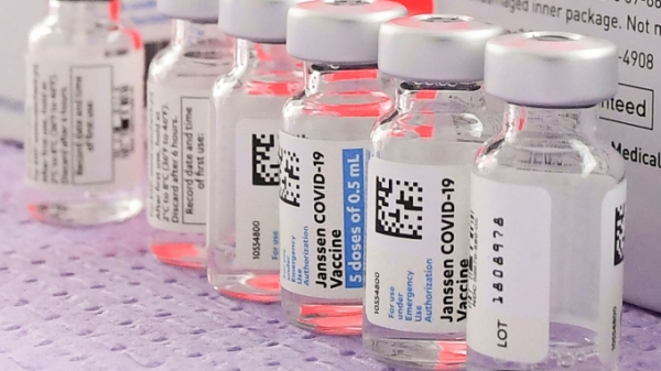Bộ Y tế phê duyệt có điều kiện vacxin phòng Covid-19 Janssen
