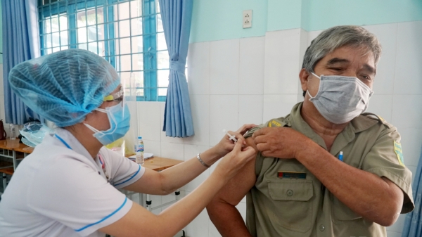TP.HCM tổ chức 1.200 đội tiêm chủng vacxin phòng Covid-19 đợt 5