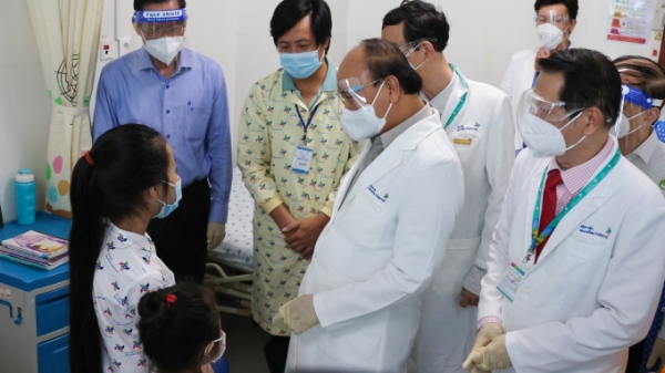 Chủ tịch nước thăm Bệnh viện Nhi đồng Thành phố