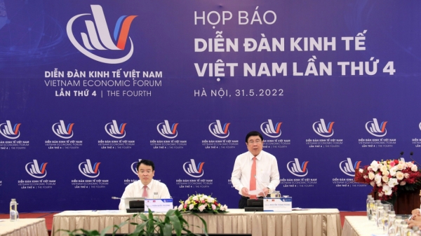 Diễn đàn kinh tế Việt Nam lần đầu tiên được tổ chức tại TP.HCM