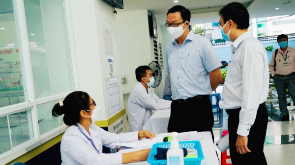 1.365 người tiêm vacxin phòng bệnh dại dịp Tết Nguyên đán