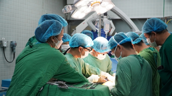Trắng đêm ghép tạng xuyên Việt của hai bệnh viện đầu ngành