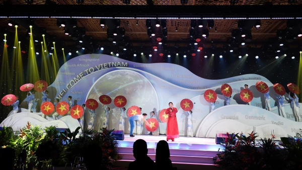TP.HCM chào đón du khách bằng đêm Gala 'Dáng hình Việt Nam'