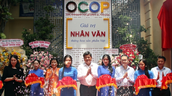 Ra mắt 'Không gian OCOP Nhân văn'