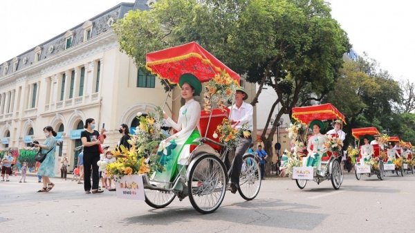 Hà Nội tổ chức Lễ hội quà tặng du lịch 2022 tại phố đi bộ