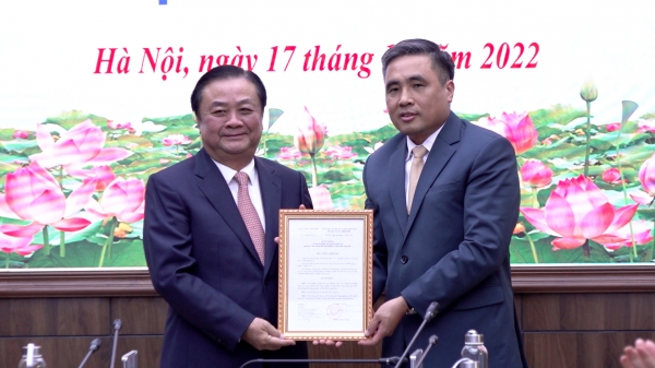 Công bố Quyết định bổ nhiệm Thứ trưởng Bộ NN-PTNT Nguyễn Quốc Trị