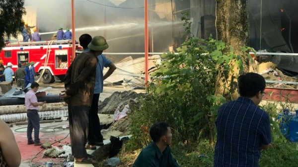 Phú Thọ: Cháy lớn tại Công ty cổ phần giấy Lửa Việt