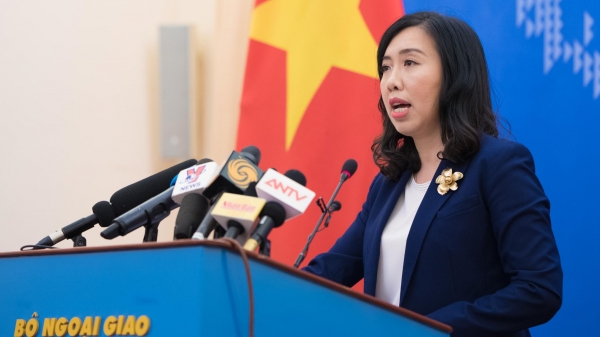 Việt Nam phản đối Trung Quốc đâm chìm tàu cá ở Biển Đông