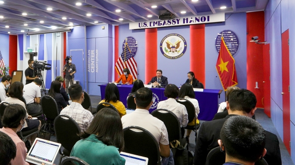 Đại sứ Marc Knapper: Mỹ sẵn sàng chuyển thêm tàu tuần tra cho Việt Nam
