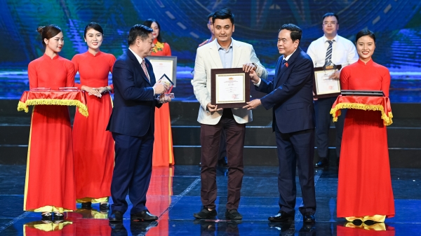 Báo Nông nghiệp Việt Nam đoạt giải B Giải Báo chí Diên Hồng