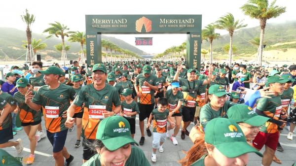 Hơn 3.000 người tham gia giải chạy MerryLand Quy Nhơn Run 2022