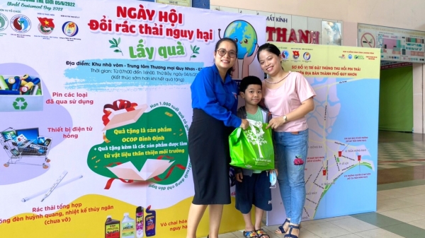 Co.opmart Quy Nhơn tổ chức ngày hội thu gom chất thải gia đình nhận quà