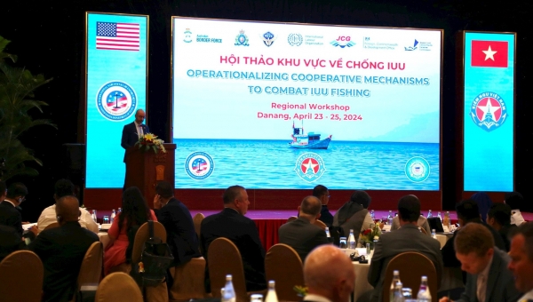 Experts from twelve countries share experiences in combating IUU fishing