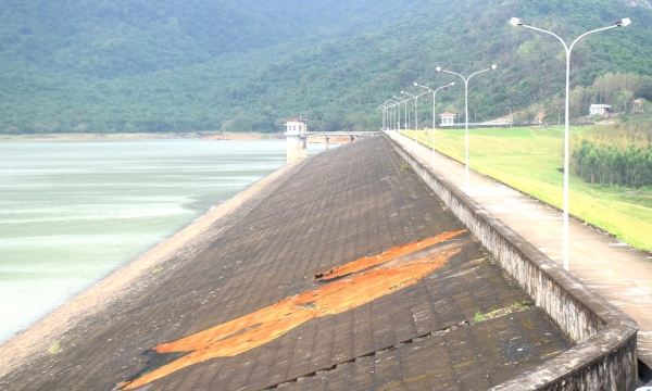 Lakes and dams are safe thanks to applying disaster prevention technology
