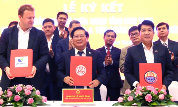 Hung Nhon Group and De Heus pour VND1,450 billion into Kon Tum