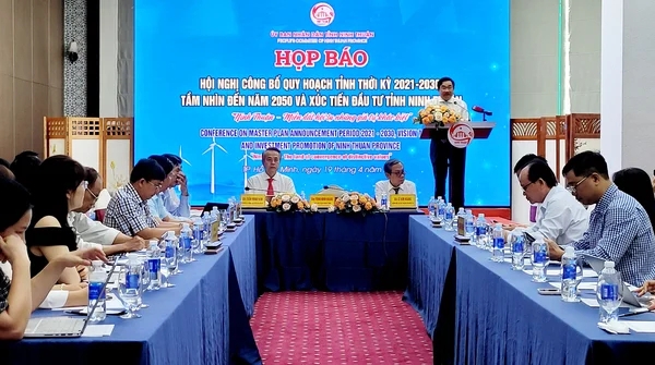 Ninh Thuan calls for investment in 55 priority projects