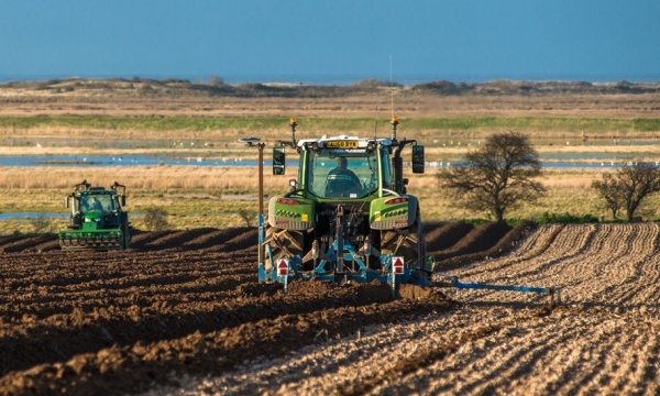 New plan to pay farmers who protect winter soil