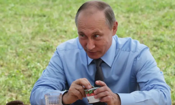 Ông Putin muốn ‘nắn lại’ dòng chảy ngũ cốc Ukraine