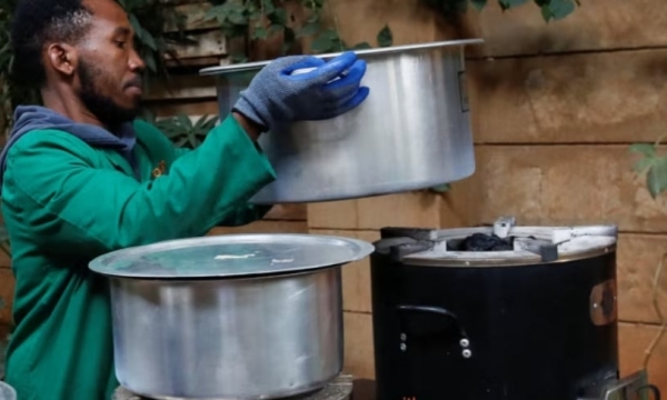 Carbon credits from cookstove emissions largely worthless, study finds