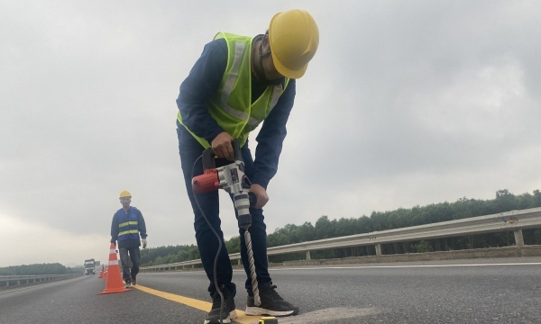 Làm rõ trách nhiệm các vụ tai nạn trên cao tốc Cam Lộ - La Sơn