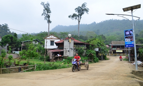Chuyện làm du lịch ở miền núi Phú Thọ: [Bài 3] Nhà tầng, nhà gác san sát giữa rừng già