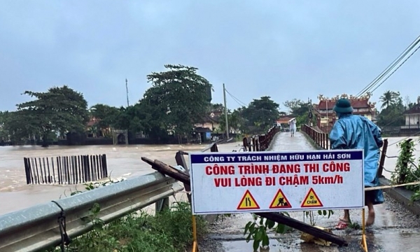 Gần 1.000 nhà dân tại huyện Hải Lăng bị ngập do mưa lớn