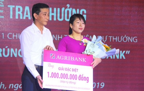 Agribank trao 1 tỷ đồng cho khách hàng Bình Định trúng thưởng
