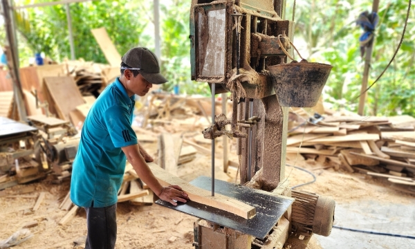 Finding suitable vocational training targets for rural labor can be challenging