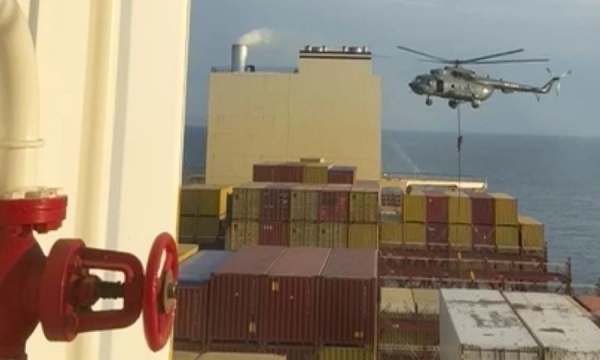Iran bắt tàu container 'liên quan đến Israel'