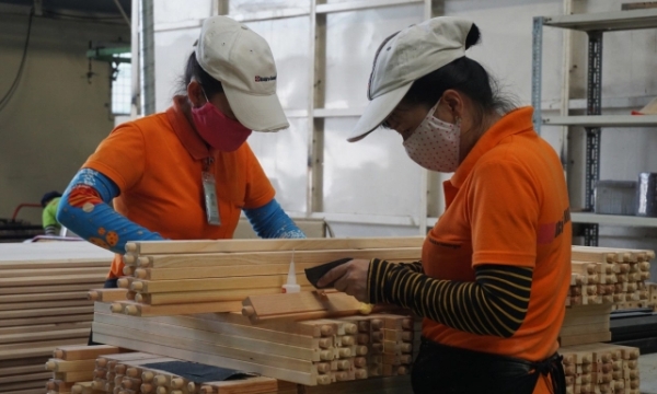 Vietnam’s wood industry strained by VAT refund rules