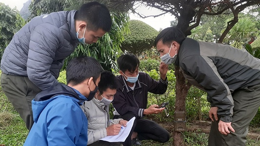 Surveying biodiversity in Phong Nha - Ke Bang National Park