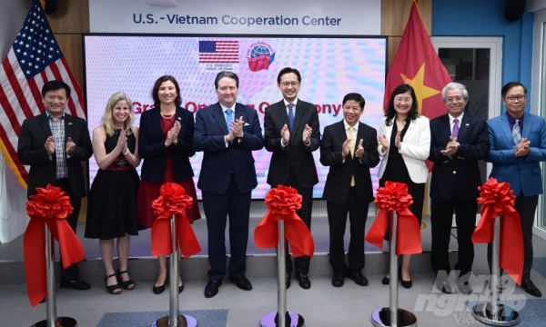 US-Vietnam Cooperation Center opened in Hanoi
