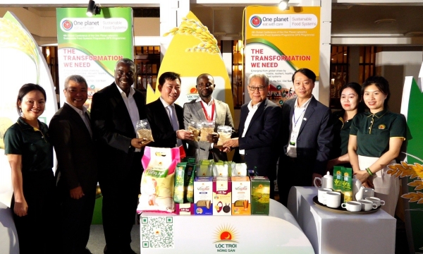 Tập đoàn Lộc Trời trao tặng Rwanda 4 giống lúa chất lượng cao