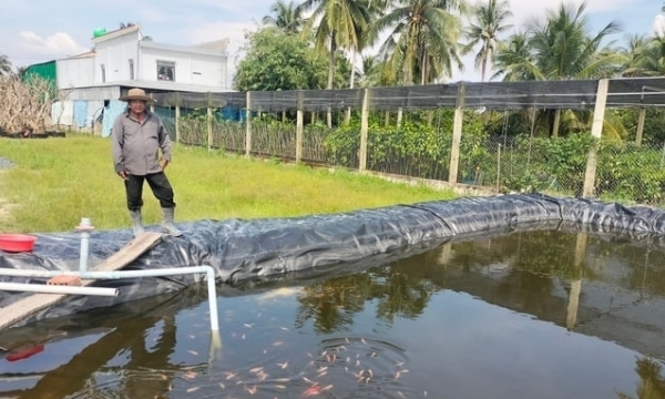 Constructing floating reservoirs to combat saltwater intrusion in the dry season of 2023-2024