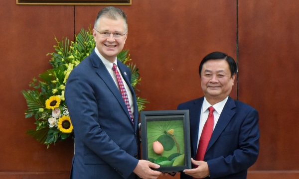 Promoting Vietnam - US cooperation for responsible agriculture