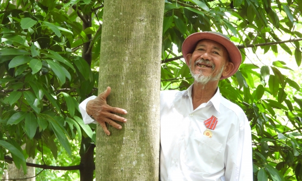 The old farmer devotes his life to the afforestation