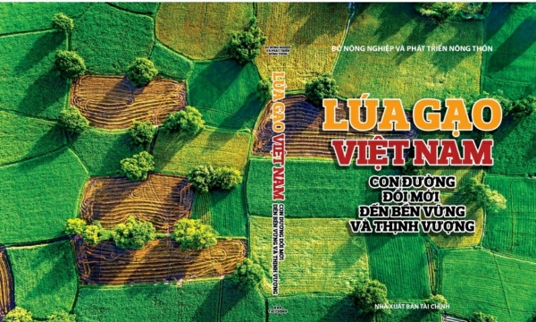 Cuốn kỷ yếu gói ghém tinh thần cốt lõi hạt gạo Việt