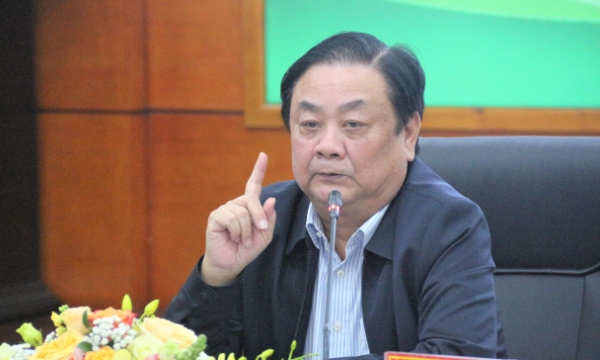 Minister Le Minh Hoan: “We must change our mind on agricultural production”