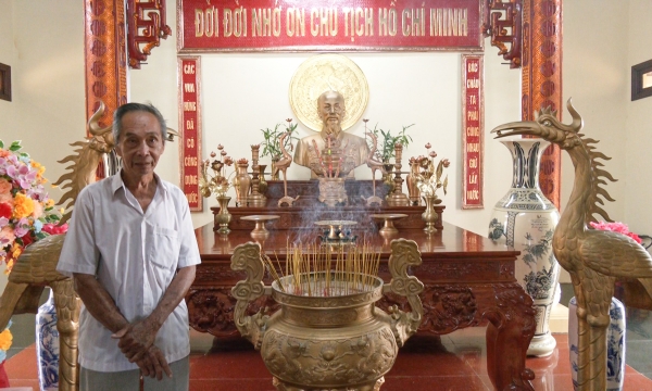 Chuyện kể về người hơn 50 năm thành lập và gìn giữ đền thờ Bác Hồ