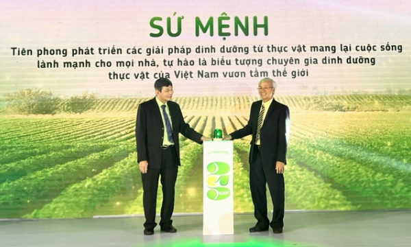 Vinasoy tặng 25 tỷ đồng cho Quỹ Khuyến học Sữa đậu nành Việt Nam