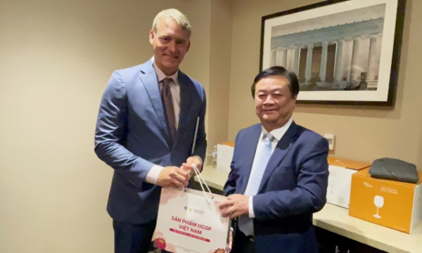 Promoting Vietnam agriculture to the US hypermarket chain
