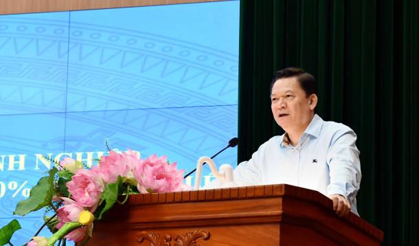 Phó Trưởng Ban Chỉ đạo Đổi mới và Phát triển doanh nghiệp Nguyễn Hồng Long phát biểu tại hội thảo.