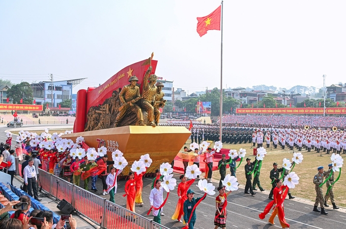 Tổng duyệt diễu binh, diễu hành 70 năm chiến thắng Điện Biên Phủ