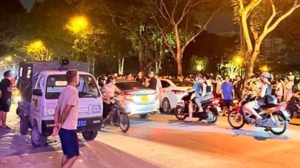 Xác minh nghi vấn cướp ô tô giữa phố ở Hà Nội