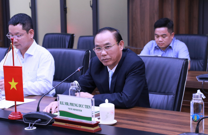 Deputy Minister Phung Duc Tien said that Vietnam had many potentials and advantages in developing sea farming. Photo: Hoang Giang.