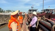 Công an Hải Phòng ra quân xử lý tình trạng khai thác cát, sỏi trái phép