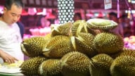 Sầu riêng loại A+ tại Trung Quốc giảm còn 100.000 đồng/kg