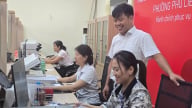 Cán bộ xã, phường trở thành người gỡ vướng, đồng hành của nhân dân
