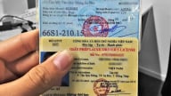 Lệ phí đăng ký ô tô giảm mạnh tại các tỉnh, thành khu vực II