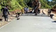 Dự án đường 1.300 tỷ đồng vướng mặt bằng, vật liệu và thời tiết
